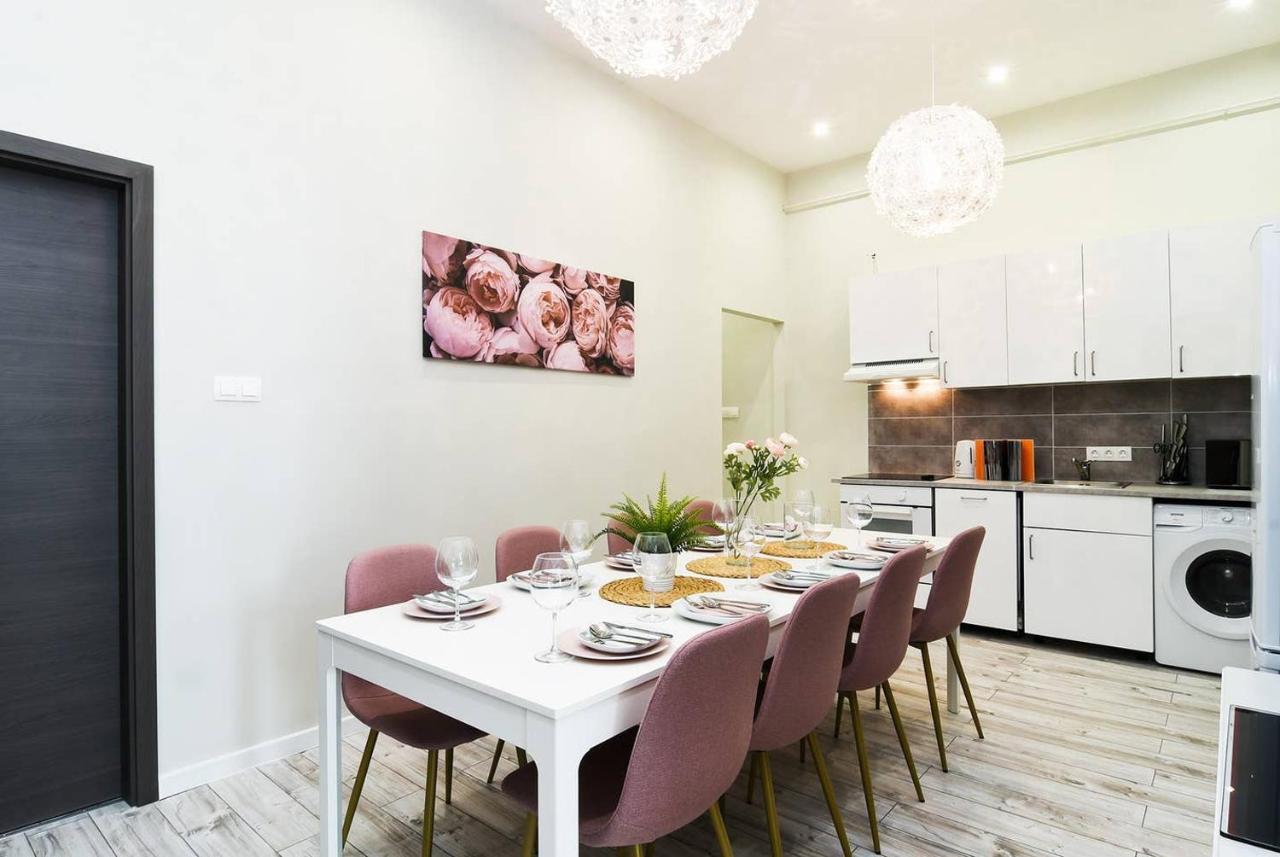 Ultra Central And Stylish Apartment With Ac Budapest Exterior foto